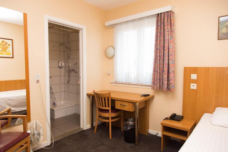 Hotel Bristol International image