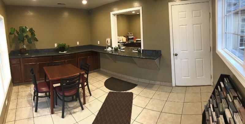 Relax Inn Of Medford image