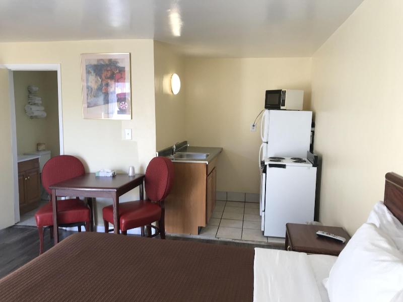 Relax Inn Of Medford image