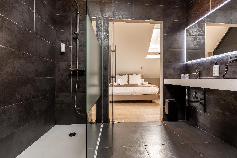Le Manoir image