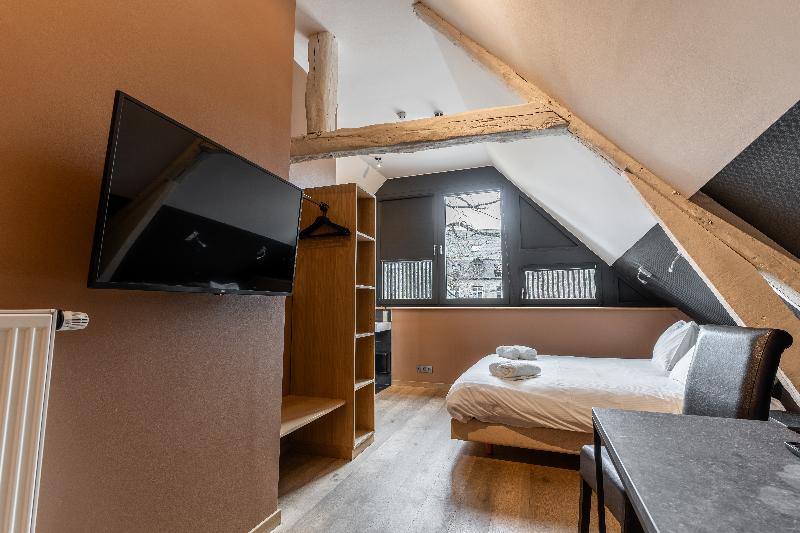 Le Manoir image