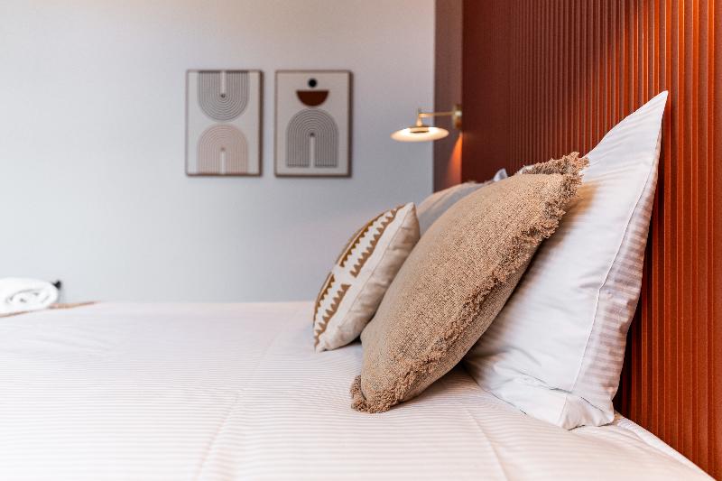 Le Manoir image