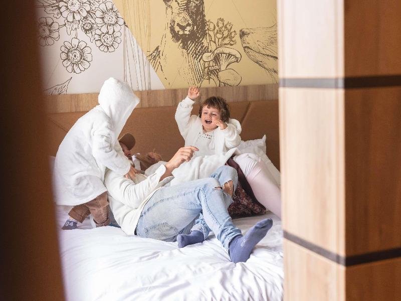 Mercure Han Sur Lesse image