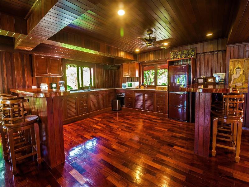 Erawan Villa Hotel image