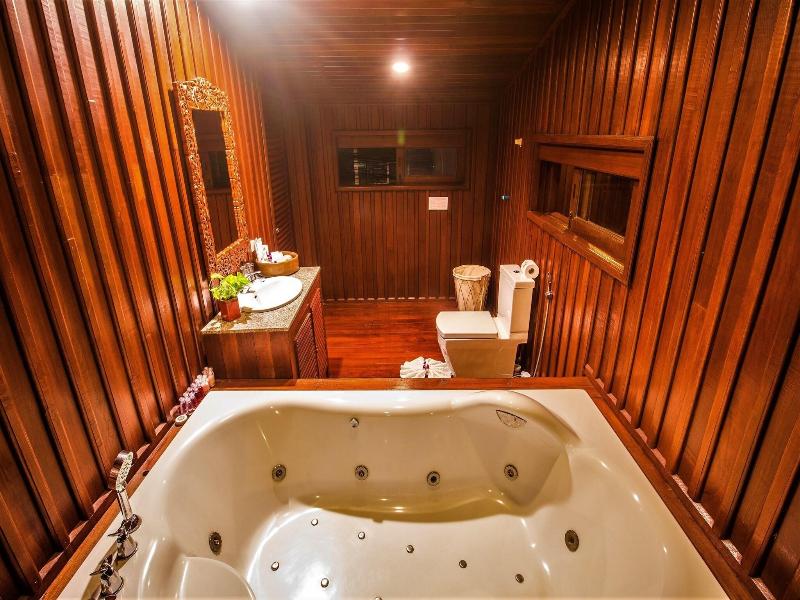 Erawan Villa Hotel image