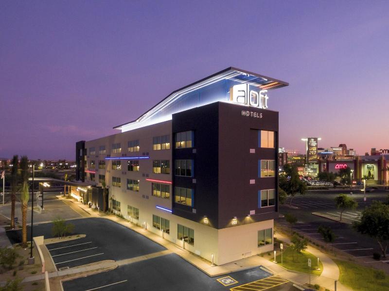 Aloft Glendale At Westgate image
