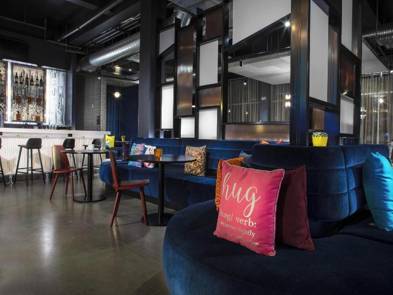 Aloft Glendale At Westgate image