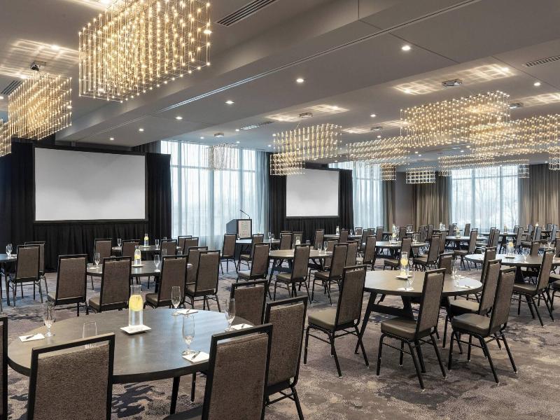 Ac Hotel By Marriott Portsmouth image