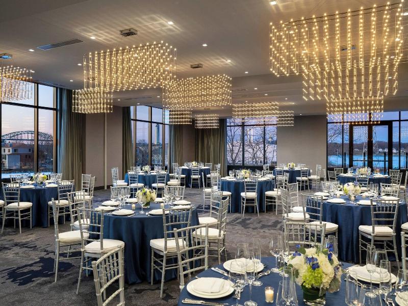 Ac Hotel By Marriott Portsmouth image