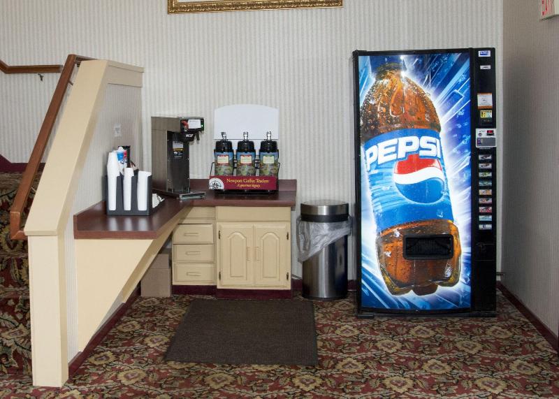 Hampton Falls Inn image