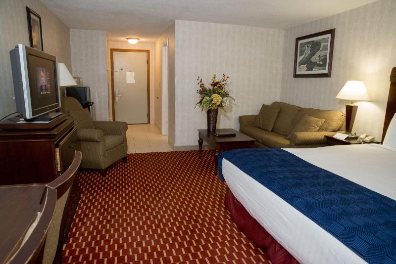 Hampton Falls Inn image
