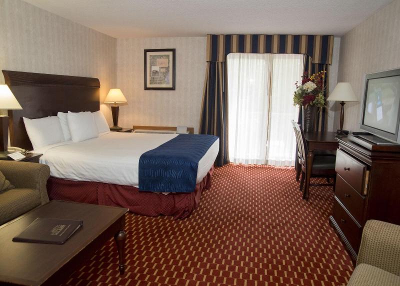 Hampton Falls Inn image