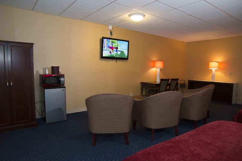 Hampton Falls Inn image