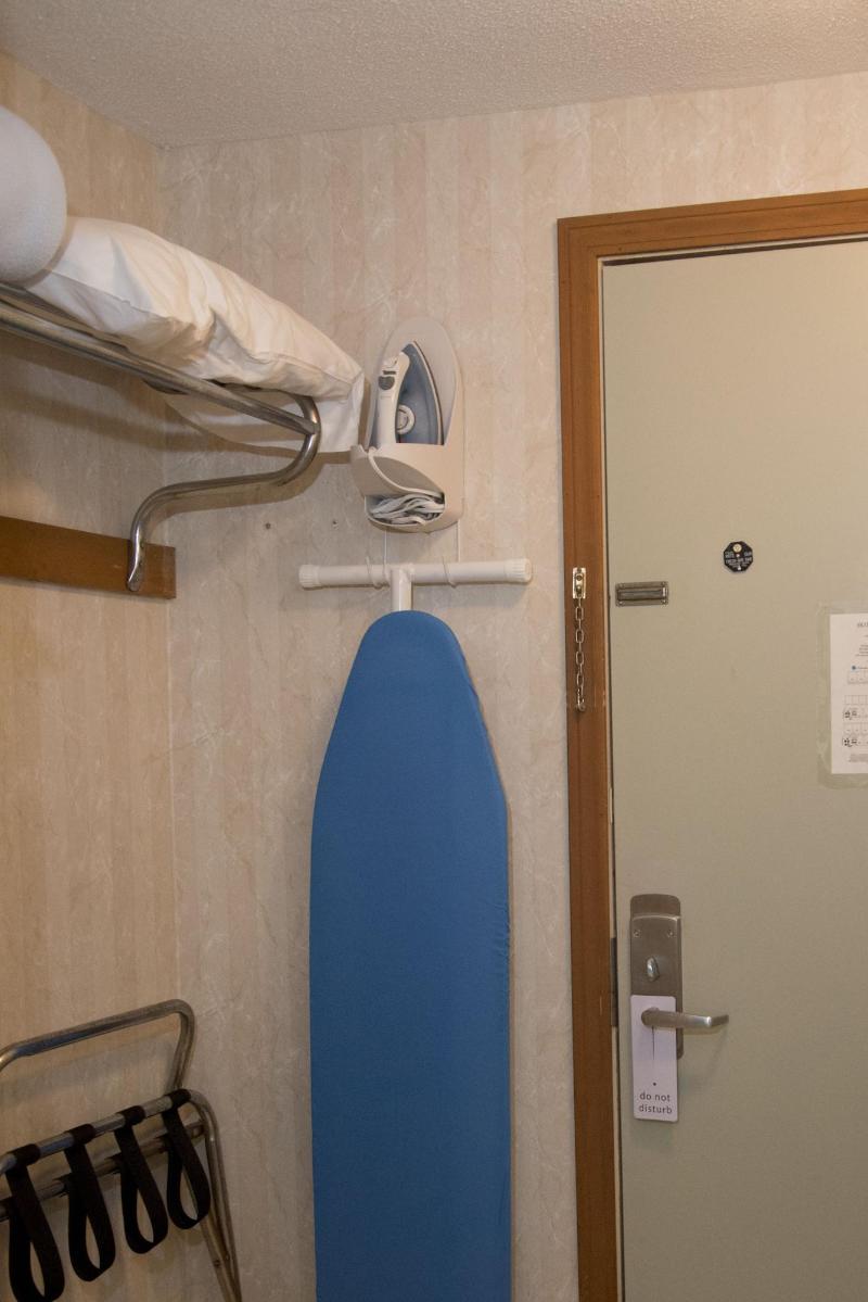 Hampton Falls Inn image
