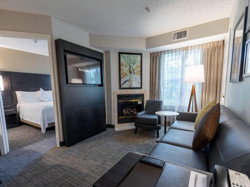 Residence Inn By Marriott Princeton At Carnegie Ce image