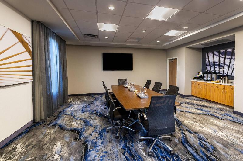 Fairfield Inn & Suites by Marriott Phoenix West/To image