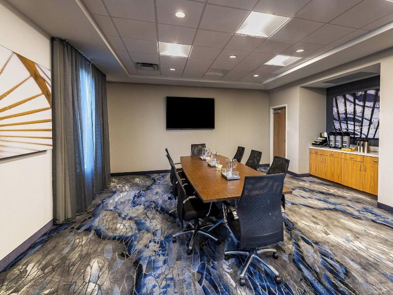 Fairfield Inn & Suites by Marriott Phoenix West/To image