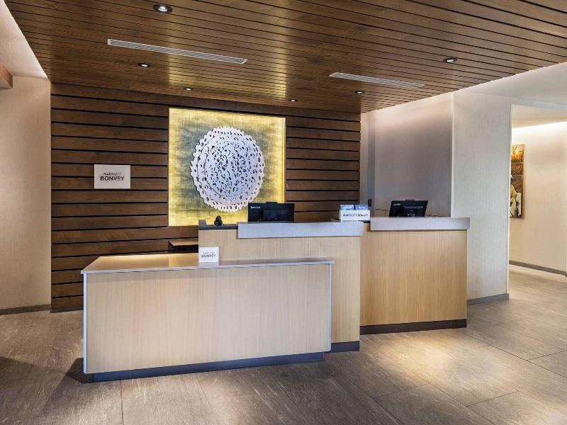 Fairfield Inn & Suites by Marriott Phoenix West/To image