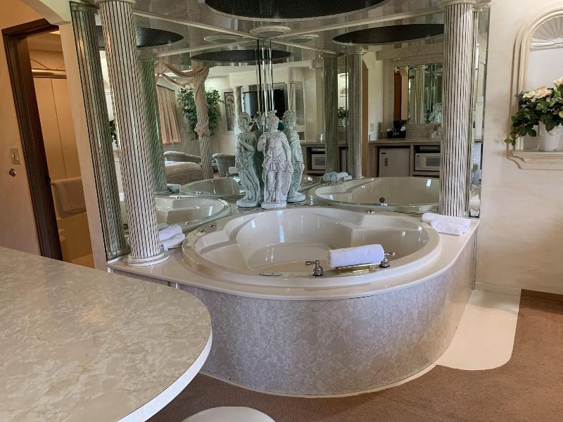 Designer Inn & Suites image