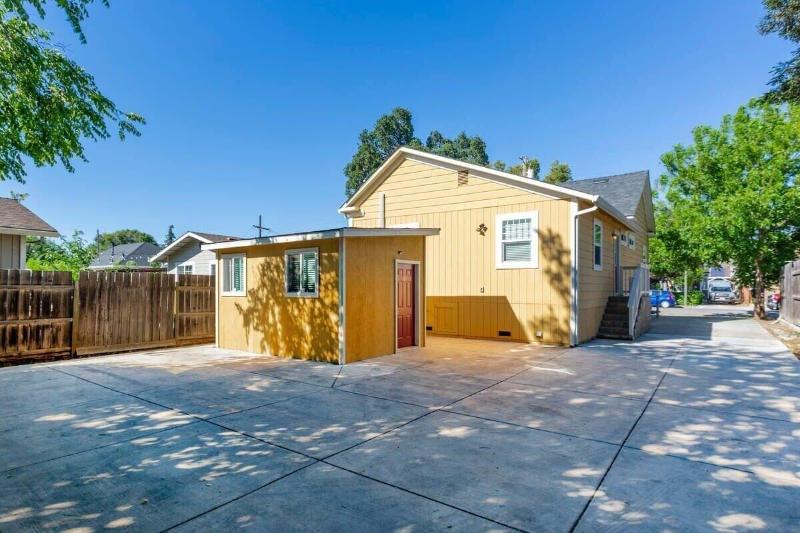 @ Marbella Lane Triplex San Jose image