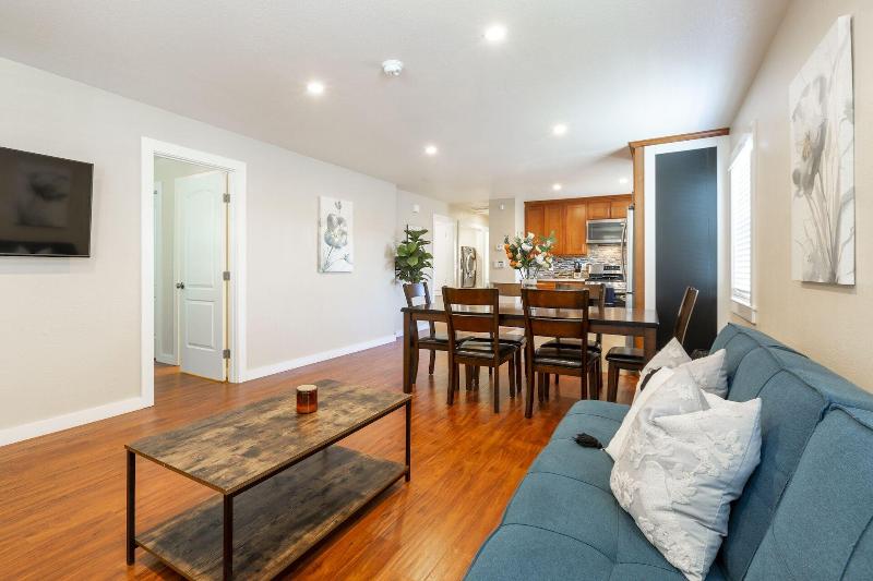 @ Marbella Lane Triplex San Jose image