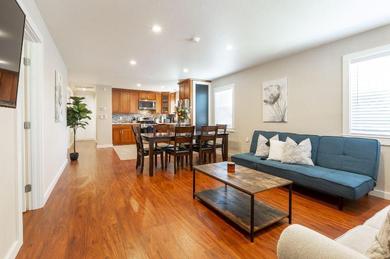 @ Marbella Lane Triplex San Jose image
