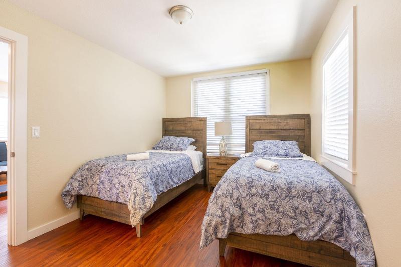 @ Marbella Lane Triplex San Jose image