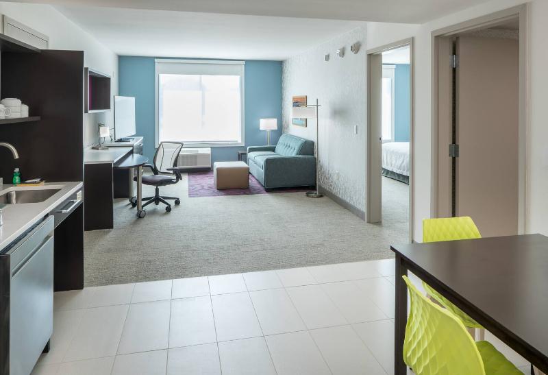 Home2 Suites by Hilton Ft Worth Cultural District image