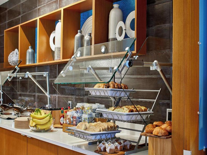 Springhill Suites By Marriott Charlotte At Carowin image