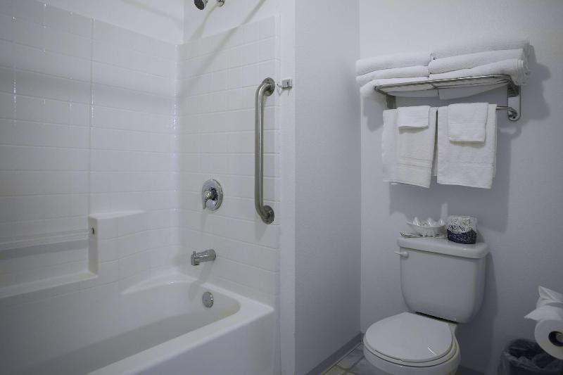 Oceanview Inn image