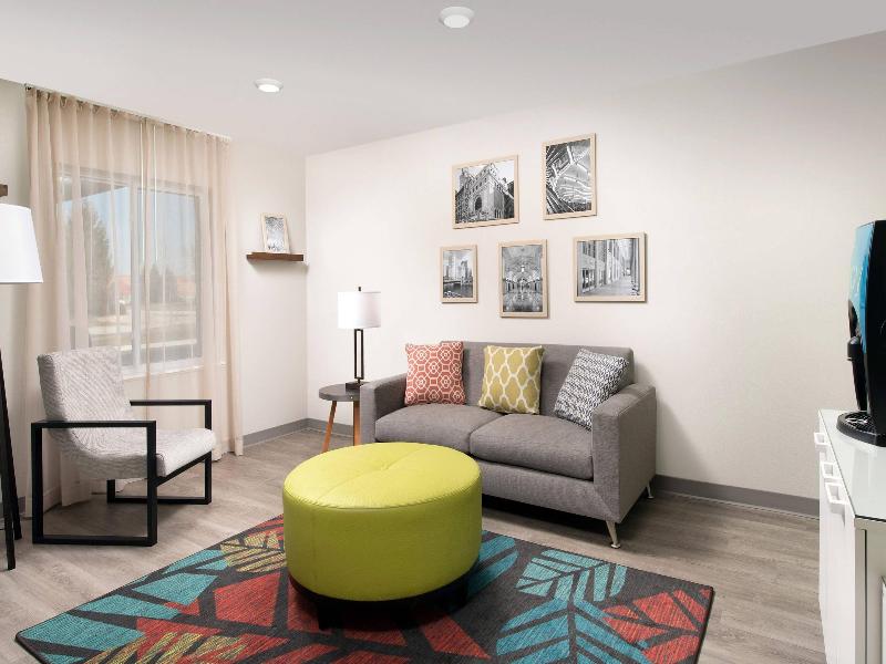 Woodspring Suites Chicago Tinley Park image