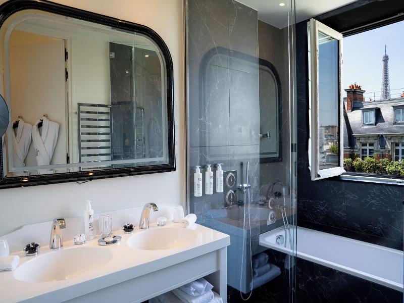 Hotel Le Narcisse Blanc & Spa image