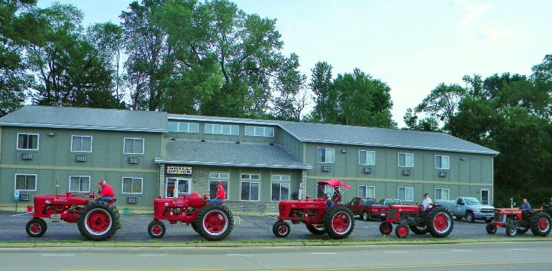 Sunrise Inn Hotel image