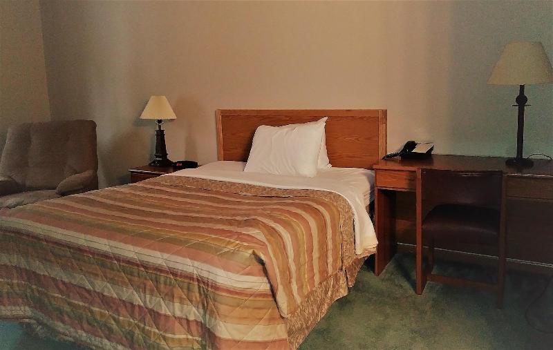 Sunrise Inn Hotel image