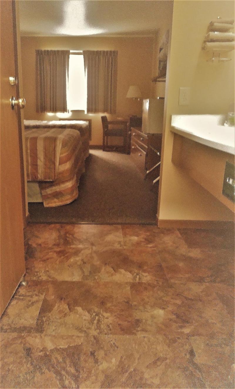 Sunrise Inn Hotel image