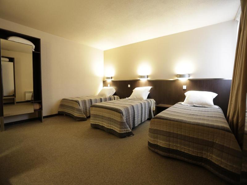 Hôtel Au Petit Caporal image