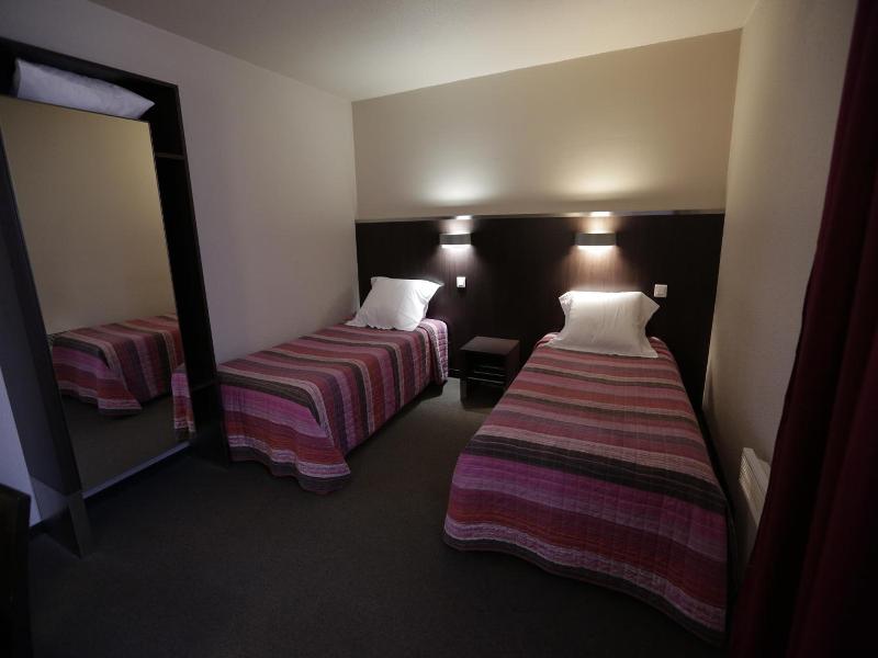 Hôtel Au Petit Caporal image