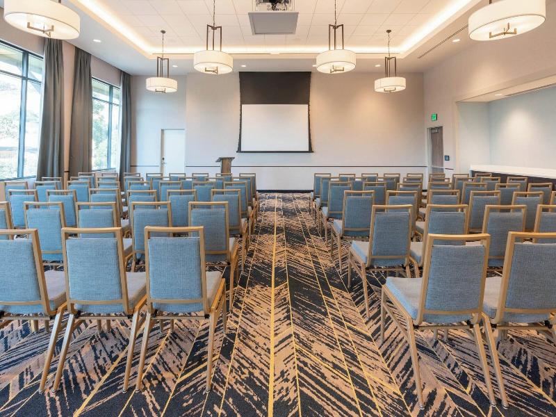 Courtyard By Marriott Thousand Oaks Agoura Hills image