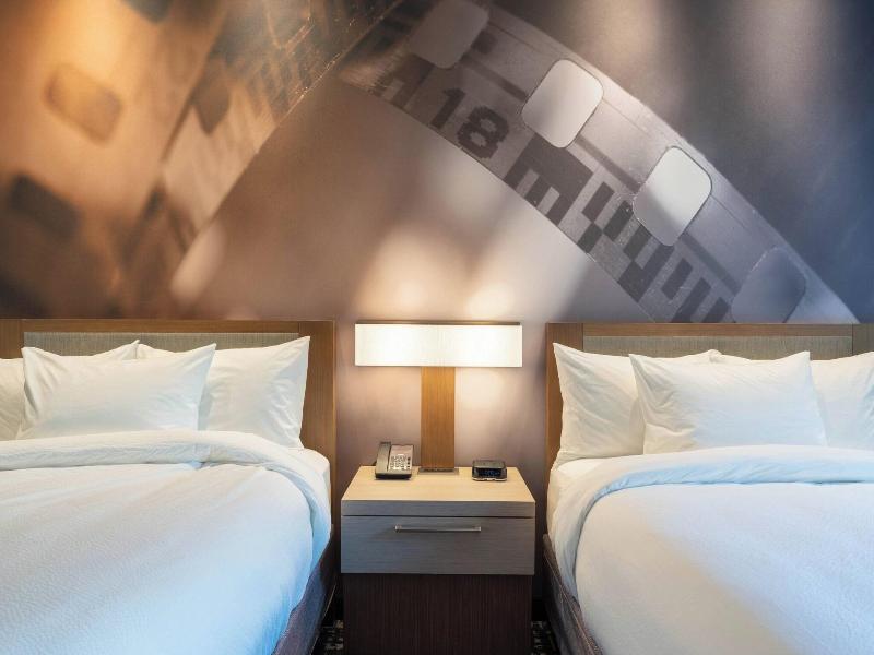 Courtyard By Marriott Thousand Oaks Agoura Hills image