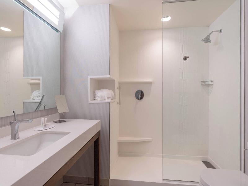 Courtyard By Marriott Thousand Oaks Agoura Hills image