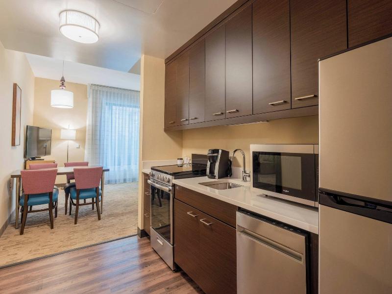 Towneplace Suites By Marriott Agoura Hills image