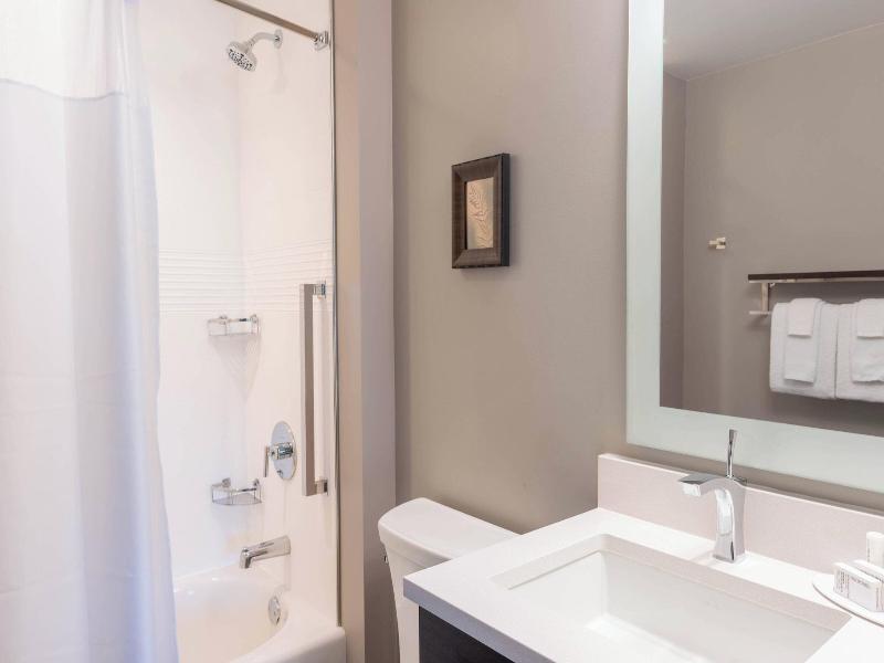 Towneplace Suites By Marriott Agoura Hills image