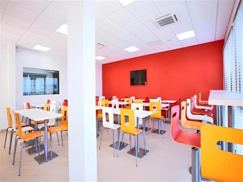 Hôtel Première Classe Caen Nord - Mémorial image
