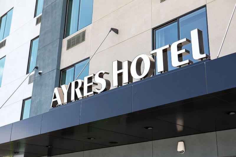 Ayres Hotel Vista Carlsbad image