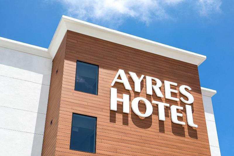 Ayres Hotel Vista Carlsbad image
