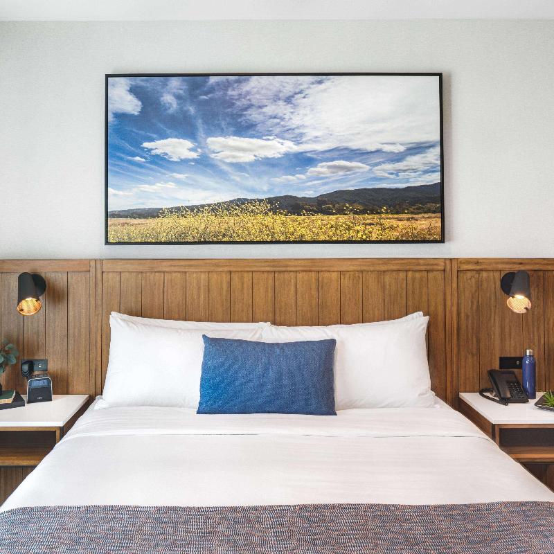 Ayres Hotel Vista Carlsbad image