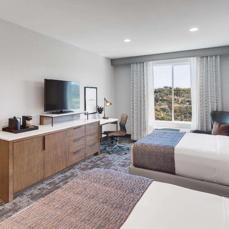 Ayres Hotel Vista Carlsbad image