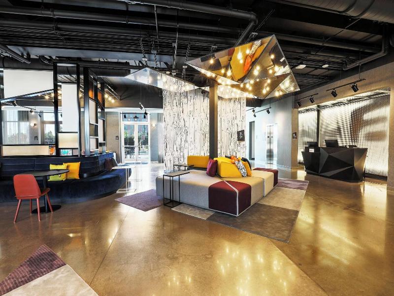 Aloft Reno-Tahoe International Airport image