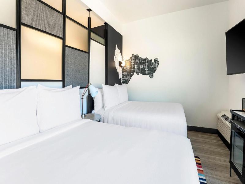 Aloft Reno-Tahoe International Airport image