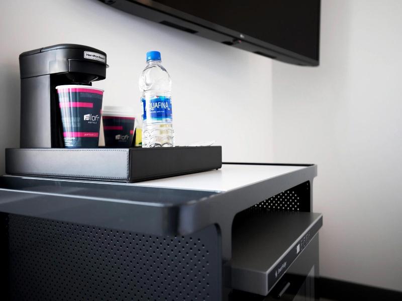 Aloft Reno-Tahoe International Airport image